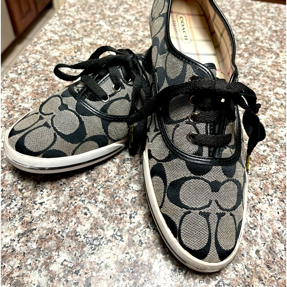 Coach tennis shoes size 9 women’s